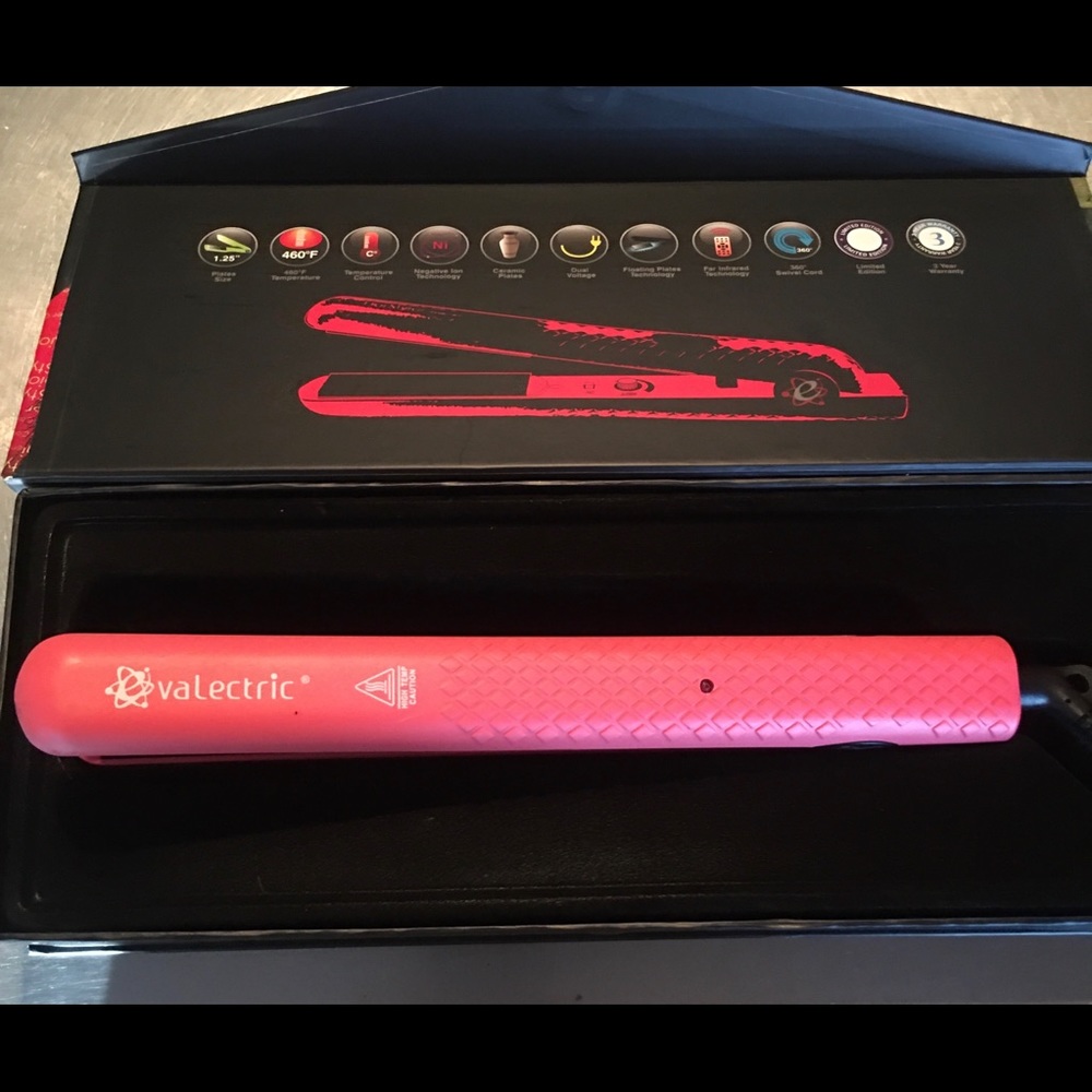 Herstyler Baby Pink Professional Hair Straightener - Picture 2 of 7
